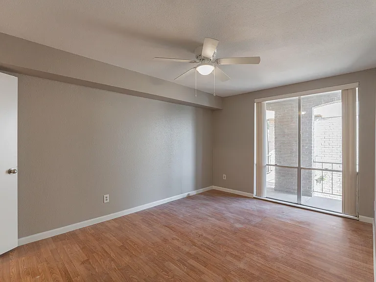 4635 Wild Indigo St #505 — Photo 18