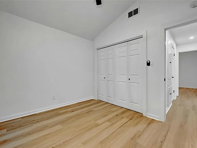 1911 David St — Photo 21