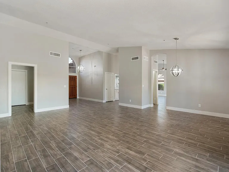9295 E Rockwood Dr — Photo 19