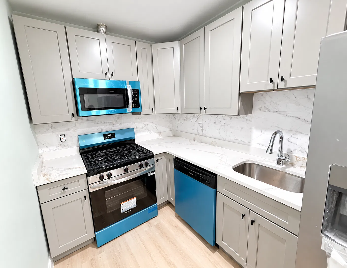 145 Nelson Ave — Photo 1