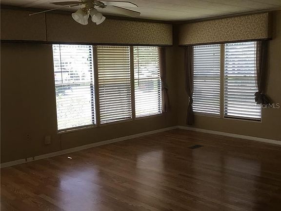 5th image of 727 Fairmount Dr