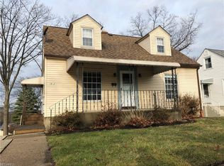 1912 8th St SW, Akron, OH 44314