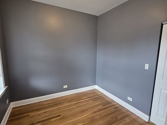 3rd image of 4926 W Rice St #2