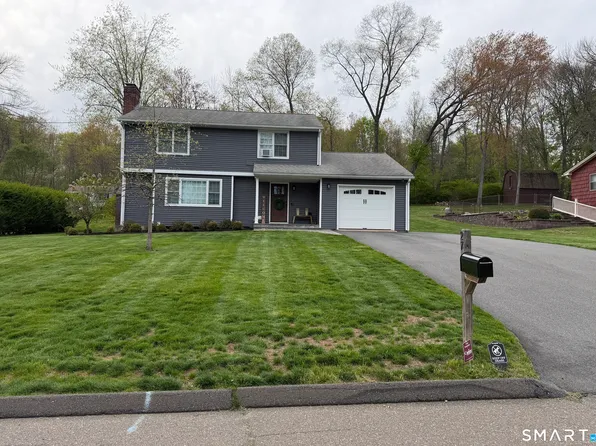 27 Wooding Road, Wallingford, CT 06492