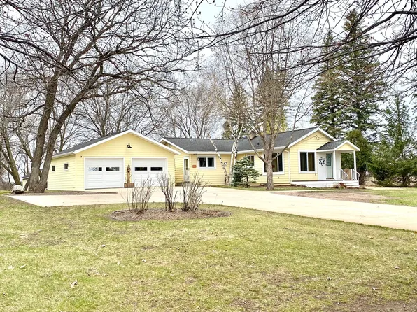 2333 Pine Cone Rd N, Sartell, MN 56377