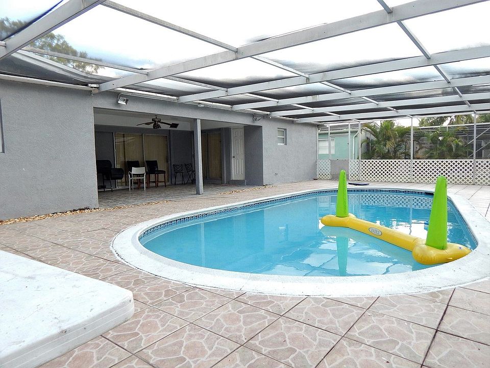 1st image of 873 NW 70th Way #1