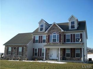 2776 Maefield Rd, Bath, PA 18014