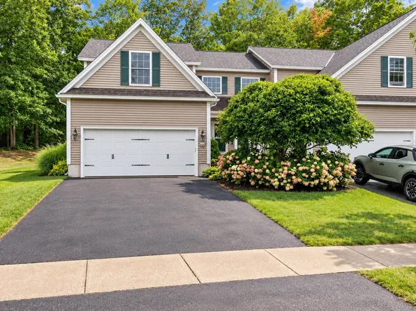 205 Fox Run #205, Colchester, VT 05446