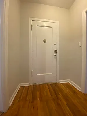 Rented by Realty 2000 Corp | media 12