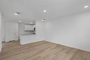 30514 Wolfburn St — Photo 2