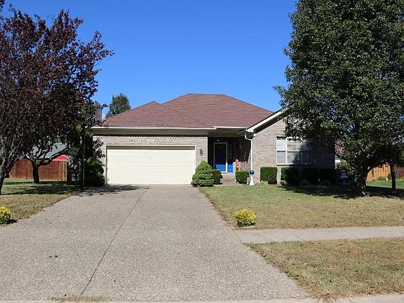 2nd image of 195 W Emerald Cir