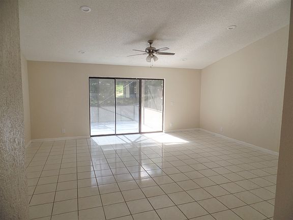 5th image of 5848 Strawberry Lakes Cir