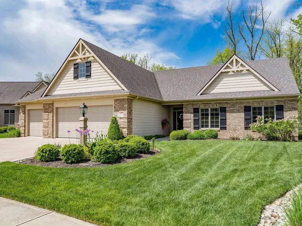 15813 Winterberry Ct, Huntertown, IN 46748