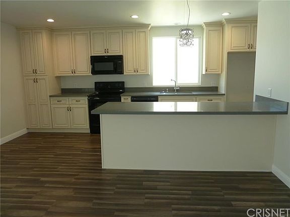 3rd image of 412 Valera Dr