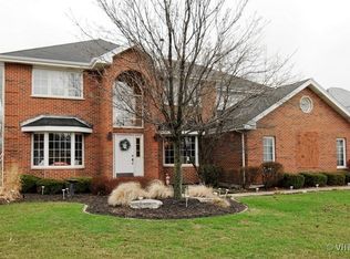 19440 Yorkshire Dr, Mokena, IL 60448