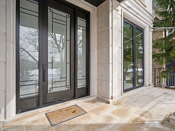 2nd image of 101 Dunloe Rd