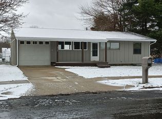628 E Grant St, Hastings, MI