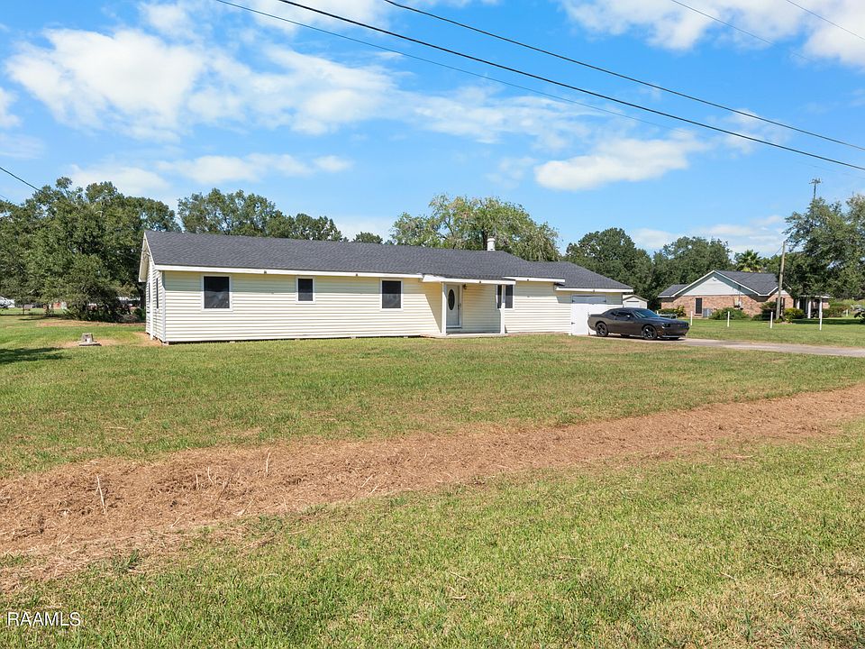 1st image of 1050 Sherwood Dr