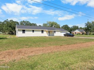 1050 Sherwood Dr, Breaux Bridge, LA 70517
