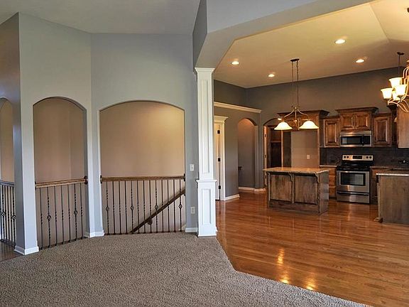 Open Floor Plan!