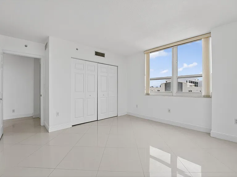 3232 Coral Way #1601 — Photo 16