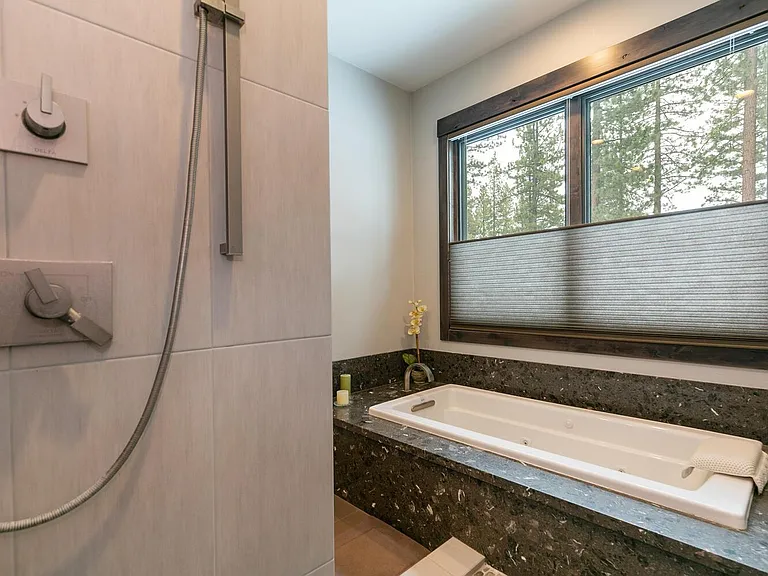9265 Heartwood Dr — Photo 56