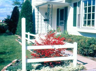 1708 Pear Tree Rd, Deerfield, IL 60015