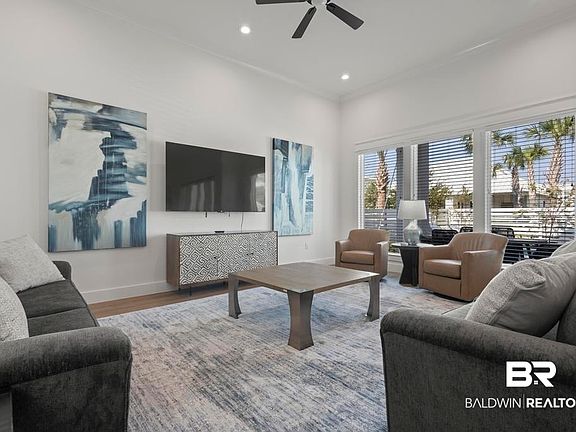 4th image of 8875 Cape Ln