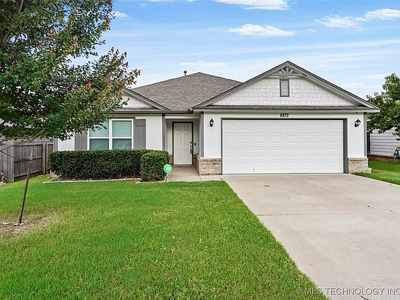 4th image of 8872 S 256th East Pl