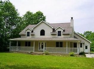 7611 Risden Rd, Vermilion, OH 44089