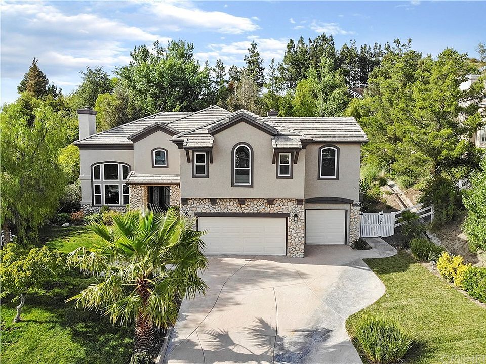1st image of 15365 Michael Crest Dr
