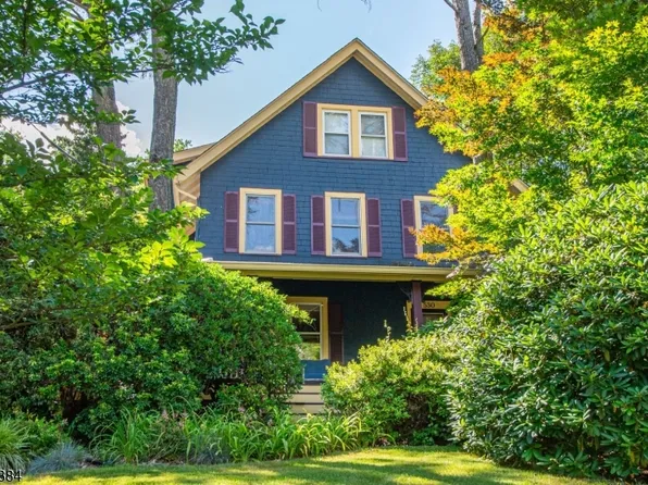 530 Up Mountain Avenue, Montclair Twp., NJ 07006