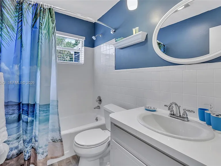 222 SE 11th Ct — Photo 14