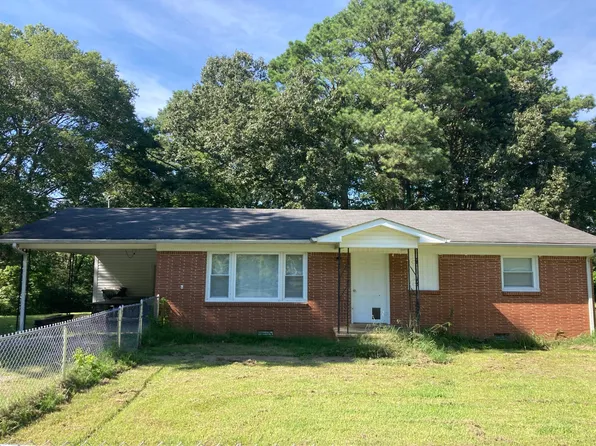 211 Laurel St, Bruceton, TN 38317