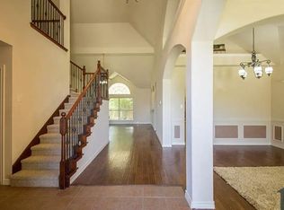 2831 Andrews Dr, Grand Prairie, TX 75052