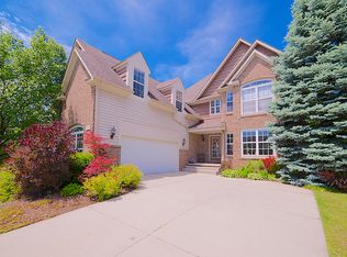 403 Sunset Blvd, Oxford, MI 48371