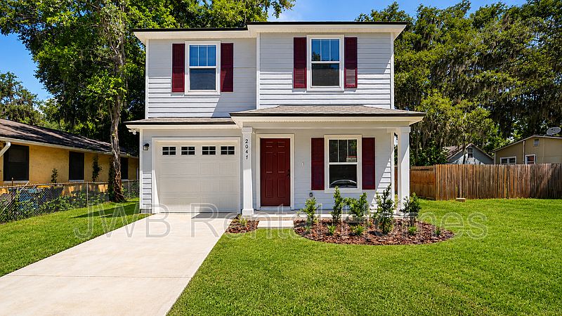 1st image of 2047 Prospect St