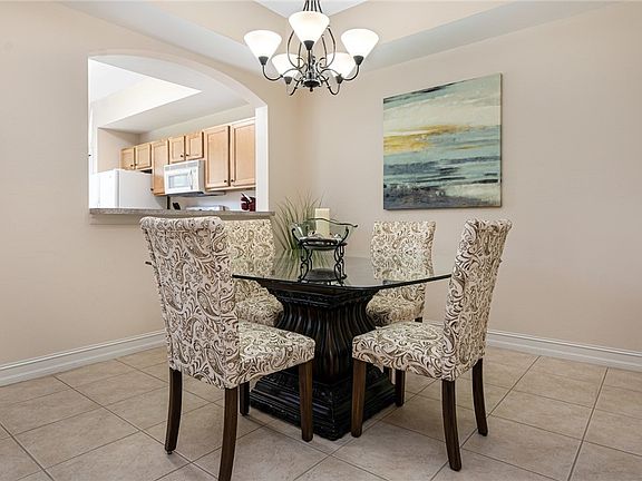 3rd image of 10530 Amiata Way APT 202