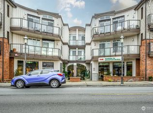 505 5th Ave S UNIT 203, Edmonds, WA 98020