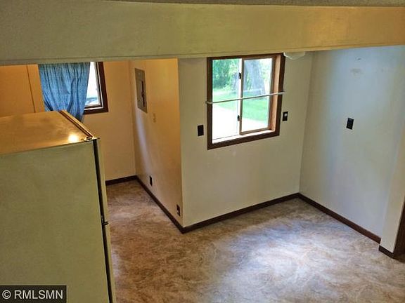 5th image of 306 Huntsinger Ave