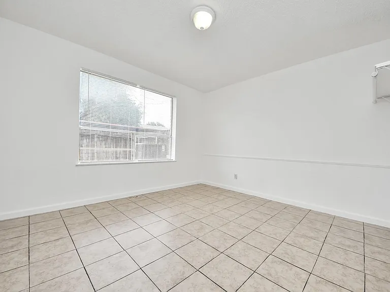 15534 Weldon Dr — Photo 17