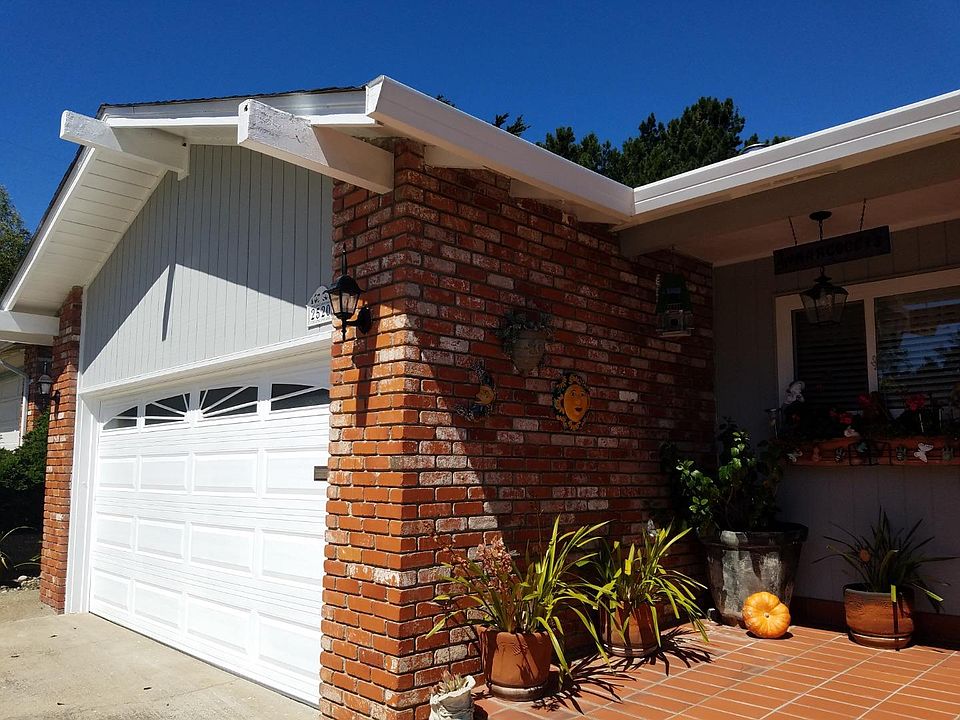 1st image of 2520 Turnberry Dr