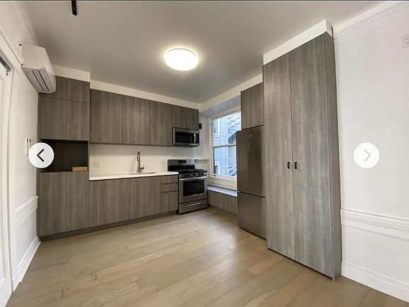 2nd image of 946 Jones St #1