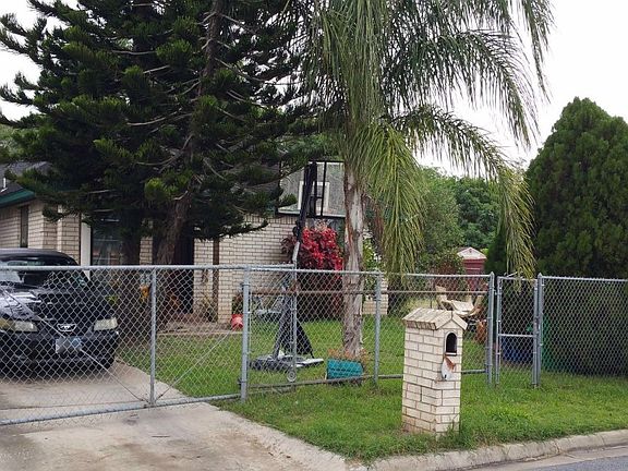 3rd image of 5145 Villa Bonita St
