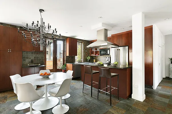 Sold by Compass | media 6