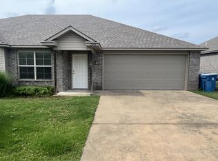 3002 SW Deerfield Blvd Unit 1, Bentonville, AR 72713