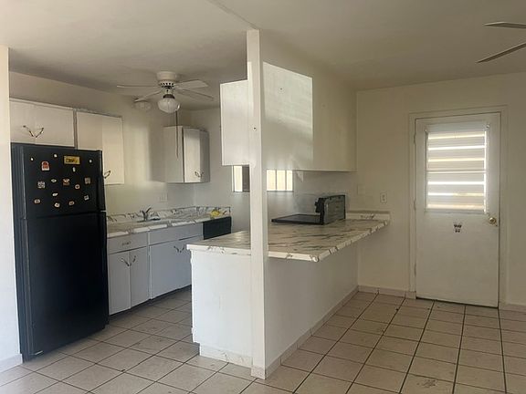 4th image of 5224 W Windsor Ave