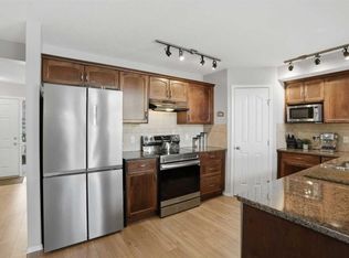 87 E Bridlecrest Rd SW, Calgary, AB T2Y 5J2