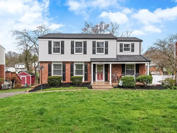 2942 Eastview Rd, Bethel Park, PA 15102