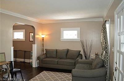 2nd image of 15119 Lanning Ave